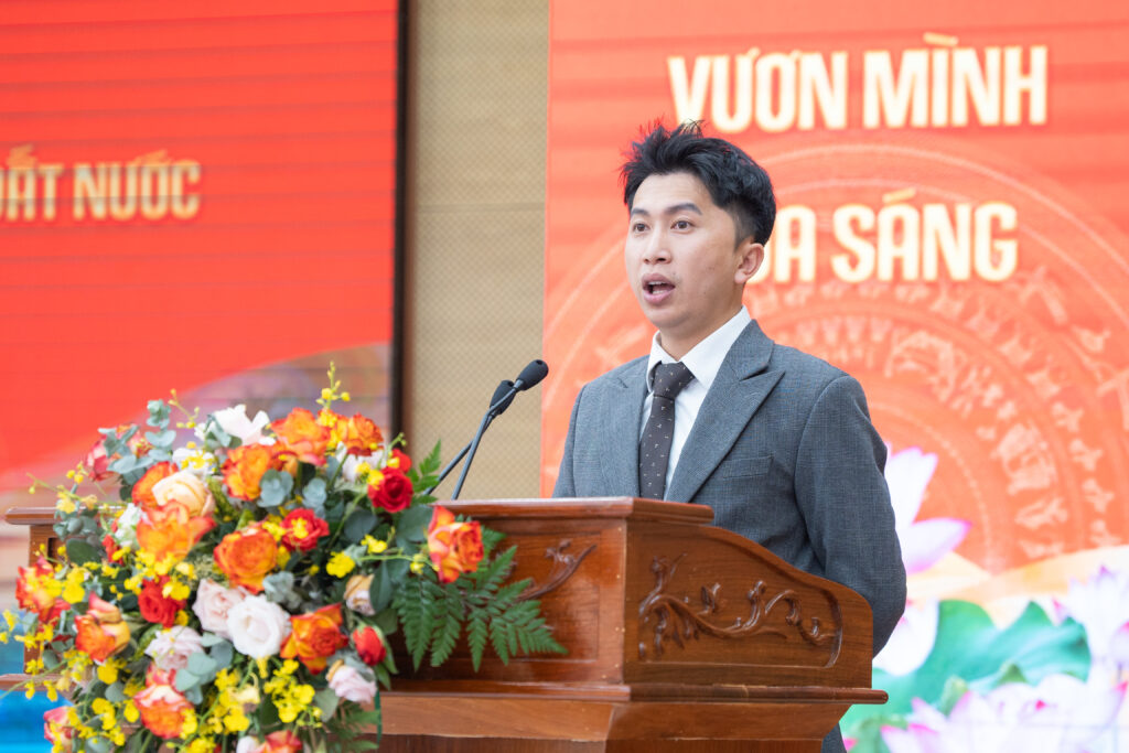 ông Phạm Hoàng Khánh Vũ - PCT Hội Doanh nhân trẻ Lâm Đồng phát biểu tại Điểm hẹn Doanh nhân Lâm Đồng 2025